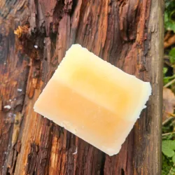 Savon La Rose Trémière | Savon artisanal naturel et surgras - La Savonnerie La Rose Trémière