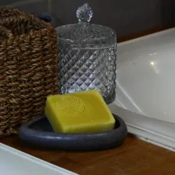 Savon purifiant à l'avocat - Nettoie, hydrate et équilibre la peau naturellement