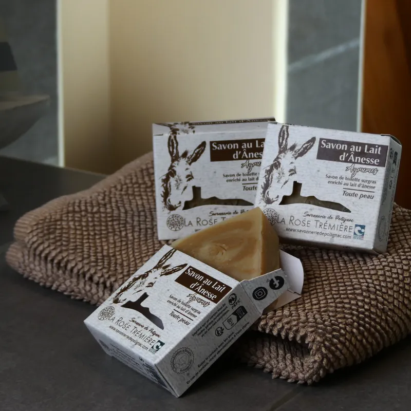 Savon naturel au lait d'ânesse, karité, coco et agrumes - Douceur et éclat