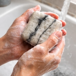 Savon feutré en laine d'alpagas