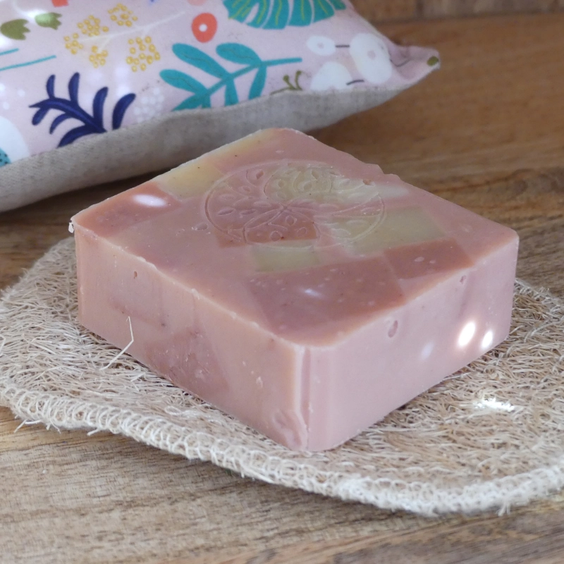 Savon artisanal, Géranium et Argile verte - Peau éclatante