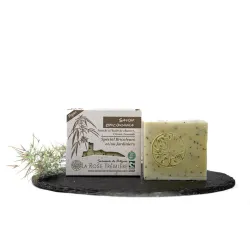 Savon Bricomania artisanal naturel fabriqué par saponification à froid en Haute-Loire pour les mains actives