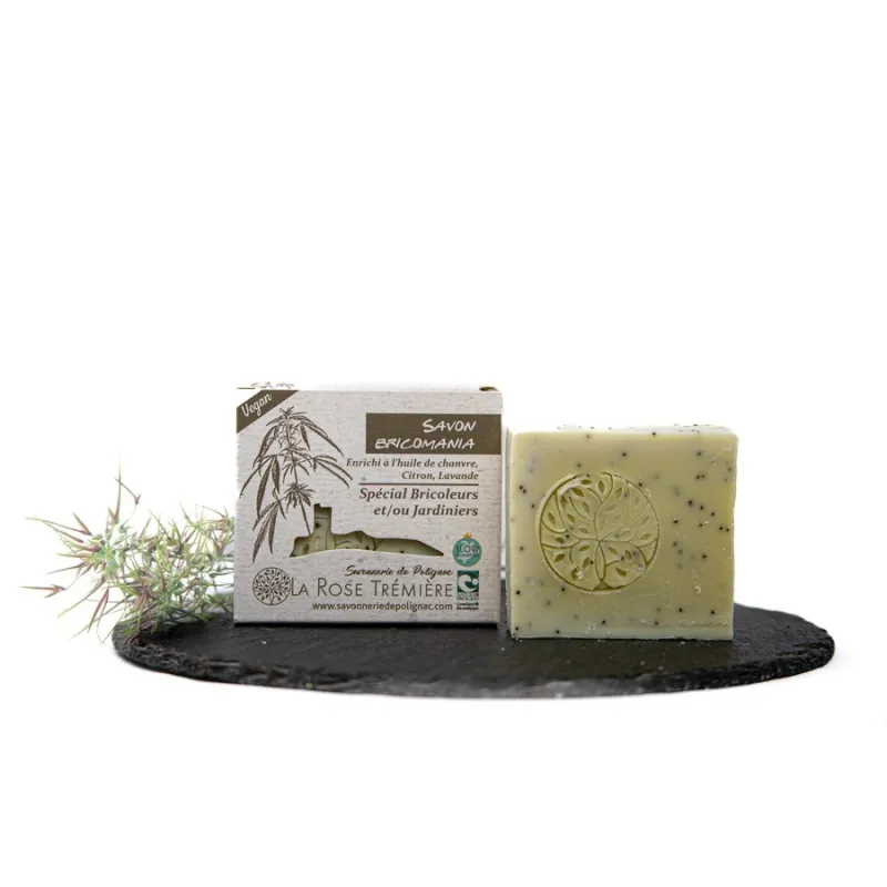 Savon Bricomania artisanal naturel fabriqué par saponification à froid en Haute-Loire pour les mains actives